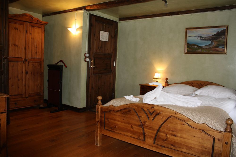 Hotel Tindastoll Saudarkrokur Exteriör bild